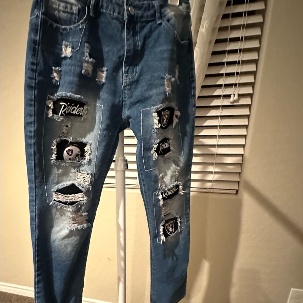 Boutique raiders Distressed Denim Jeans